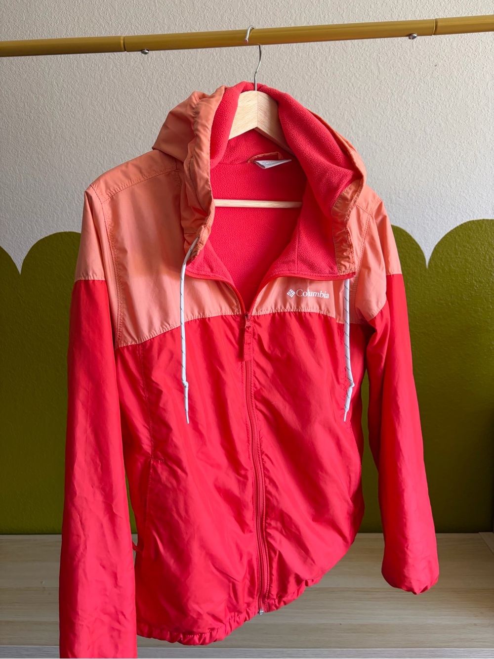 Columbia Women's Red & Peach Hooded Rain Coat